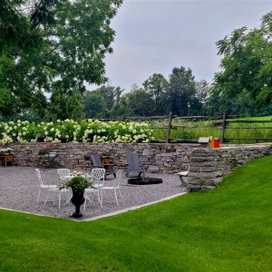 hubble_landscaping_offers_wall-garden